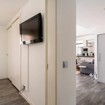 Lovely 1-bedroom With Parking Ocean View Apartament Funchal (Madeira)